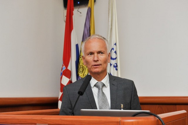 Prof.-Gordan-Stankovic-_Concessions-and-Exclusivity_