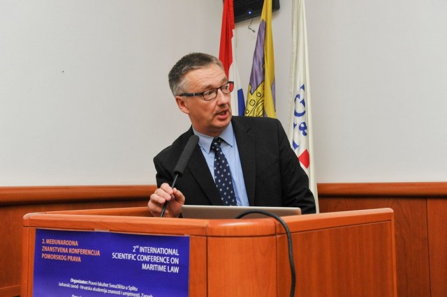 Prof.-Jasenko-Marin-izlaganje-_Compulsory-Insurance_-